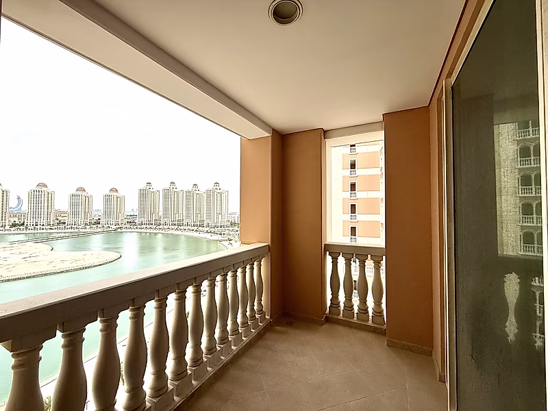 Panoramic Sea & Marina Views | High-Floor Luxury 2BR in Viva Bahriya | Beach Access | Title Deed Ready - Photo 13