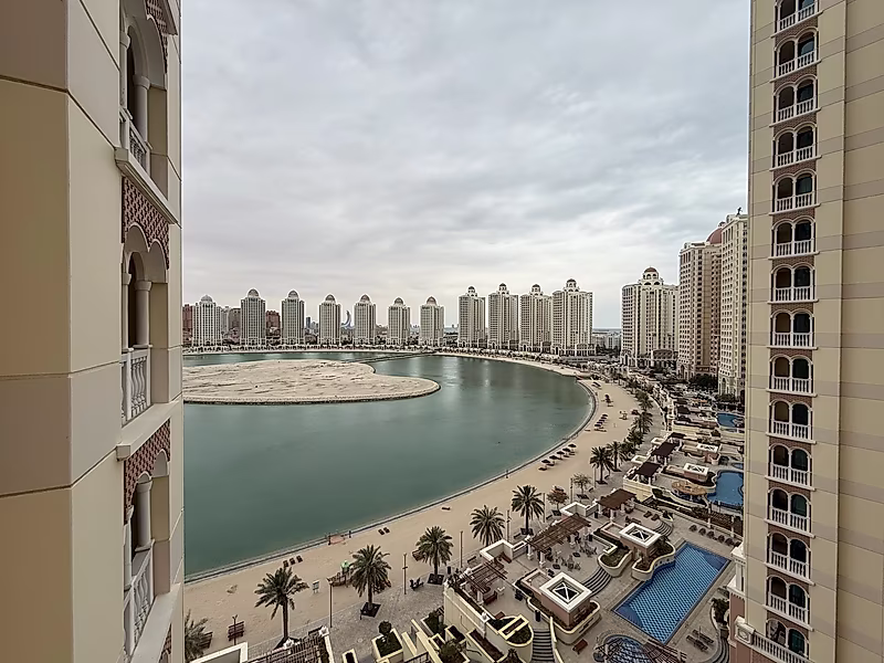 Panoramic Sea & Marina Views | High-Floor Luxury 2BR in Viva Bahriya | Beach Access | Title Deed Ready - Photo 14