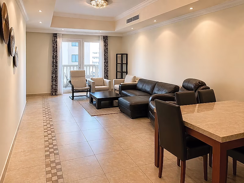 2-Bedroom Apartment for Sale in Porto Arabia | Dual Balconies & Prime Location - Photo 1