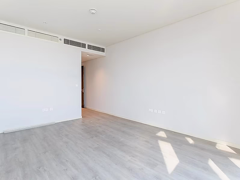 INVEST IN LUSAIL'S PREMIER SEA VIEW 2BR HOME - Photo 10