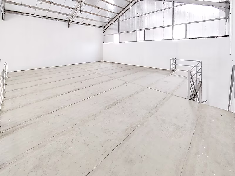 مستودع جديد للإيجار في بركة العوامر - Photo 3
