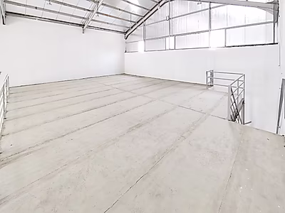 Warehouse for Rent in Birkat Al Awamer