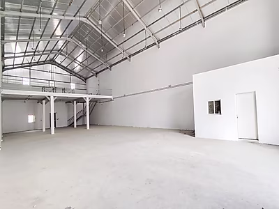 Warehouse for Rent in Birkat Al Awamer