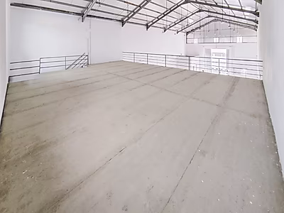 Warehouse for Rent in Birkat Al Awamer