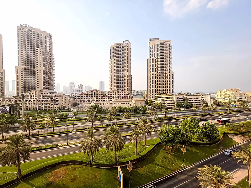 HOT Deal | Best Price For 1 Bedroom In Porto Arabia With Balcony | Tittle Deed - Photo 5