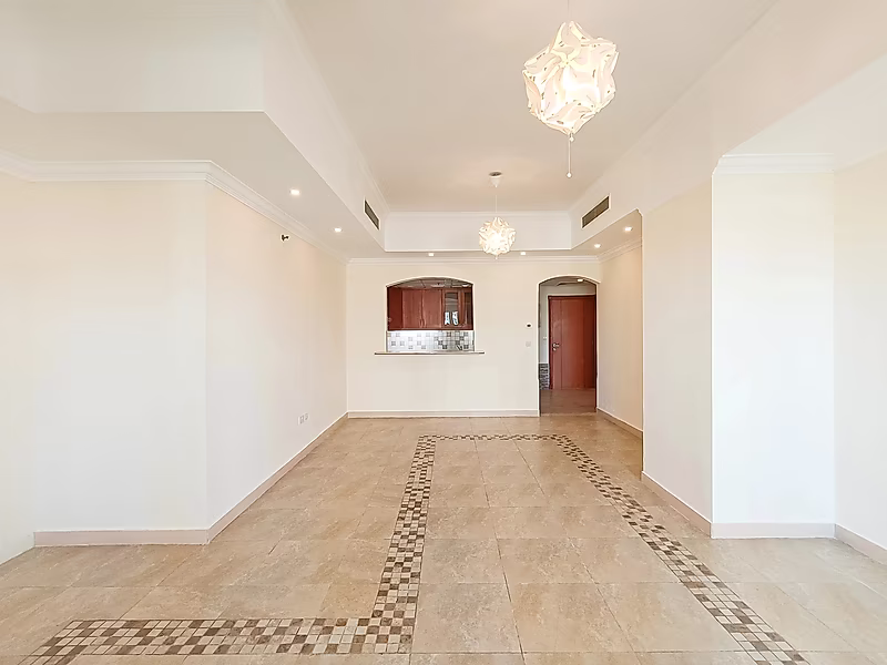 HOT Deal | Best Price For 1 Bedroom In Porto Arabia With Balcony | Tittle Deed - Photo 1
