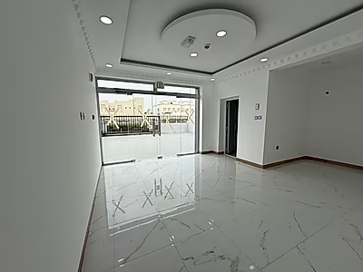 Premium 1200 Sqm Commercial Villa for rent
