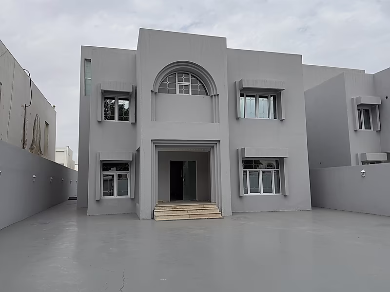 Premium 1200 Sqm Commercial Villa for rent - Photo 1