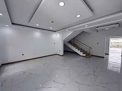 Premium 1200 Sqm Commercial Villa for rent