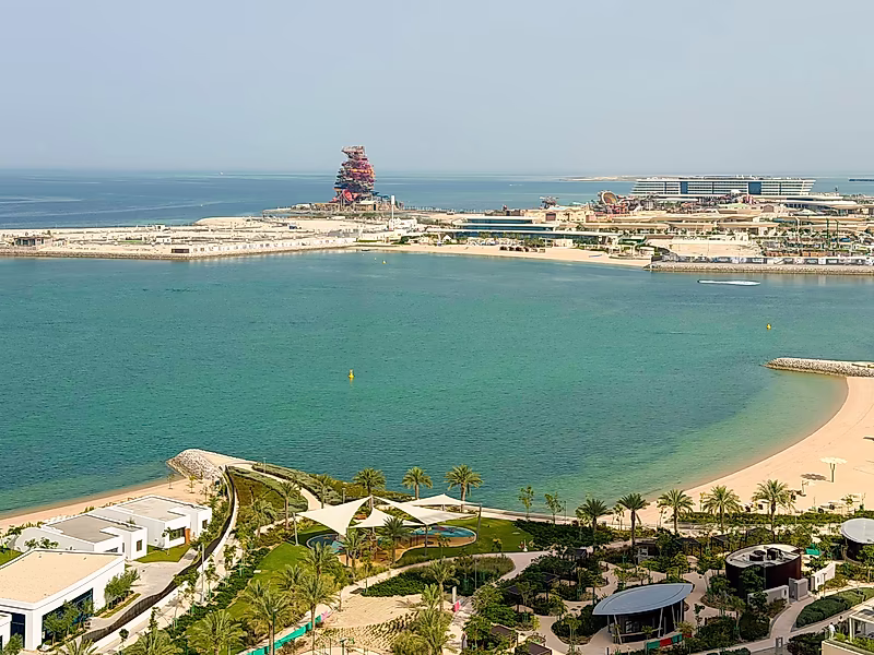 Luxury 2-Bedroom Sea View Apartment | Full Sea & City Views | Beach Access | Premium Lifestyle - Photo 11