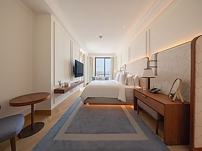 SEA VIEWS! BILLS INCLUDED 2 BEDROOM + MAID LUXURY APARTMENT