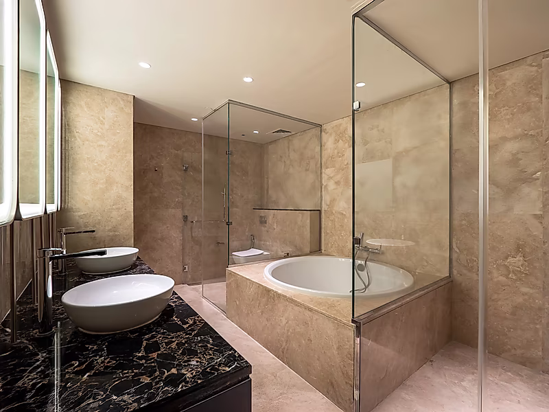 Luxury 4 Bedroom+maid Sea View Penthouse | with 6 years payment plan - Photo 7