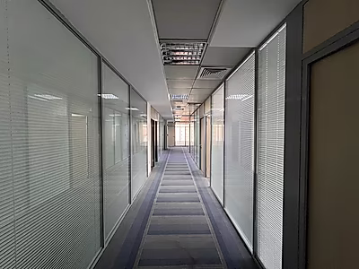 Premium 495 SQM Half-Floor Office | Fully Fitted |