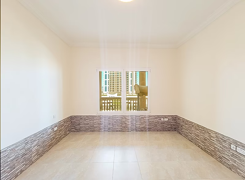 SPACIOUS 1 BEDROOM WITH SEA VIEW IN PORTO ARABIA - Photo 4