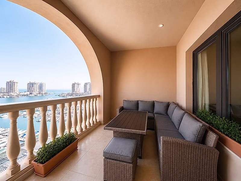 Best Deal | Luxury 2-Bedroom Apartment | Full Marina View | High Floor | Best Deal in The Pearl - Photo 6