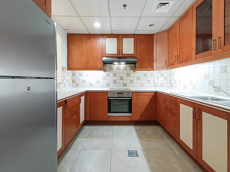SPACIOUS 1 BEDROOM WITH SEA VIEW IN PORTO ARABIA - Photo 6