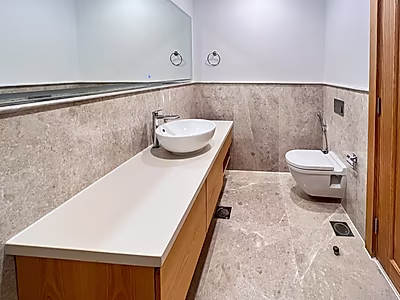SEMI FURNISHED 2BR APARTMENT WITH BILLS