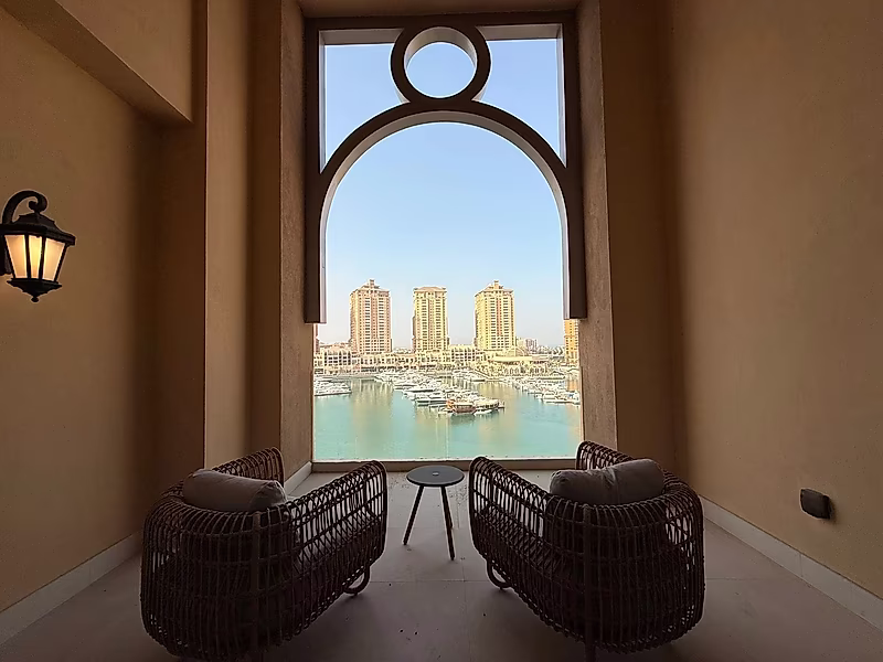 HOT DEAL IN ST. REGIS MARSA ARABIA | LUXURIOUS 2BR+MAID | HIGH FLOOR - Photo 2