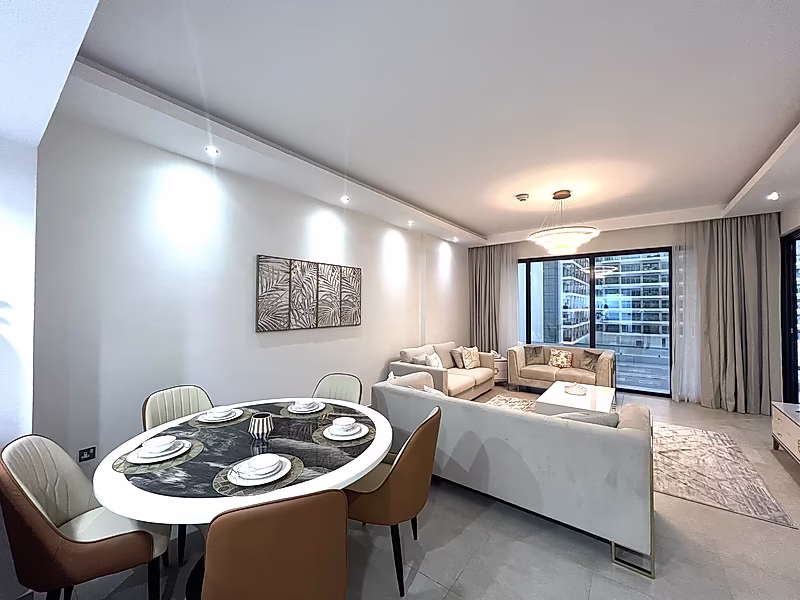 Catch your Luxurious 1BR with bills a with best rate in the market - Photo 1
