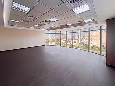 Premium 495 SQM Half-Floor Office | Fully Fitted |
