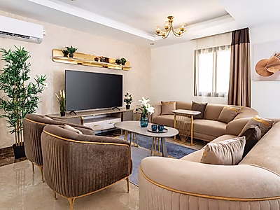 READY TITLE DEED 5BR  COMPOUND VILLA IN AL WAKRA