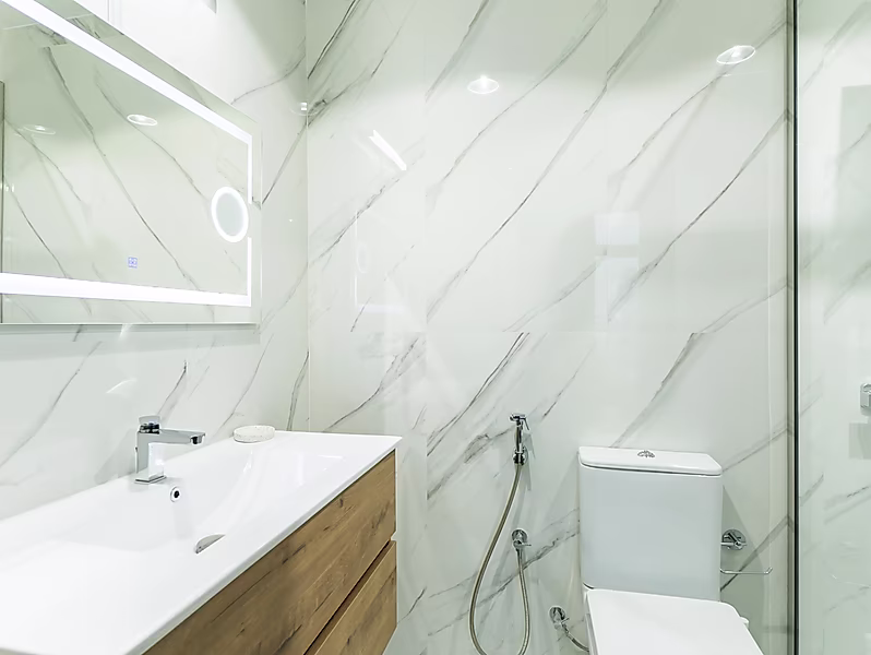 BUY A READY 2 BEDROOMS IN LUSAIL MARINA - Photo 3