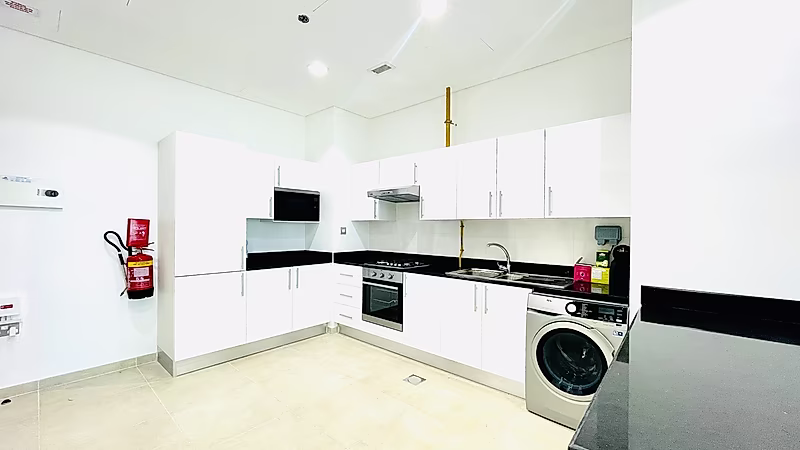 BUY A READY 2 BEDROOMS IN LUSAIL MARINA - Photo 7