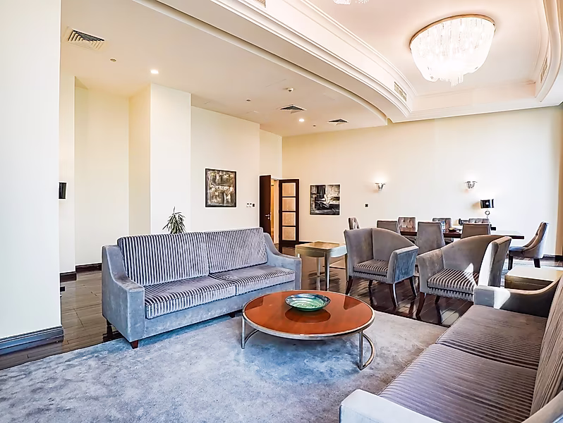 LUXURIOUS 2 BEDROOM IN WEST BAY-ALL BILLS INCLUDED - Photo 4