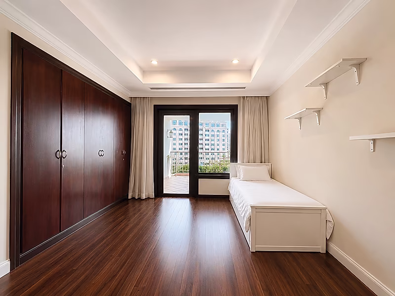 Luxury Fully Renovated 4BR + Maid with Huge Balcony & Stunning Marina Views | Porto Arabia - Photo 6