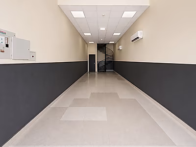 Prime Retail Stores for Rent in Thumama