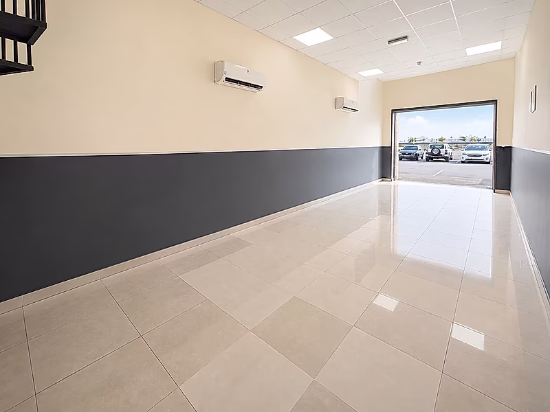 Prime Retail Stores for Rent in Thumama - Photo 6