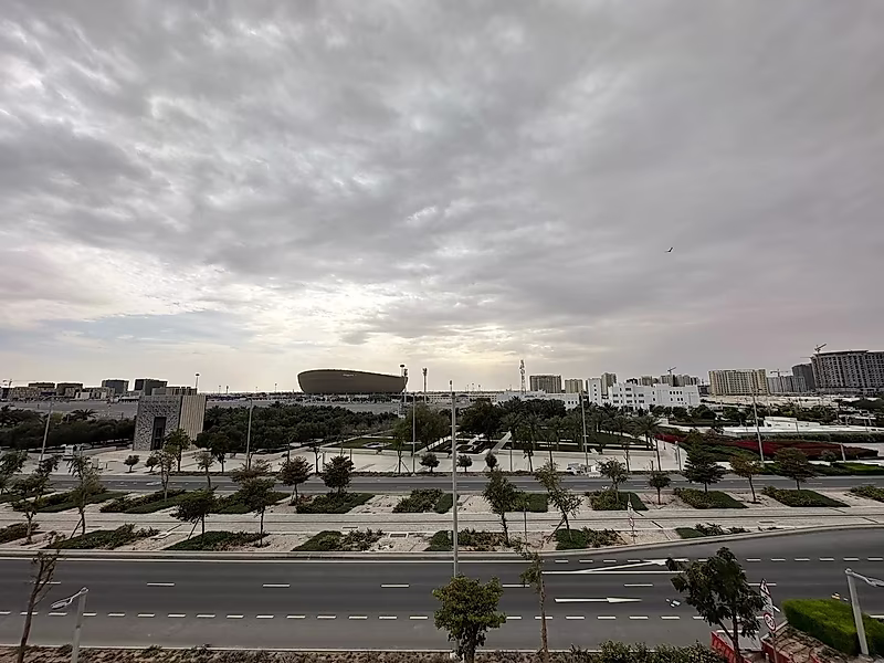 Elegant 2BR Apartment with Stadium View - Photo 2