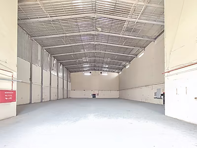 Warehouse & Labor Camp for Sale Industrial Area