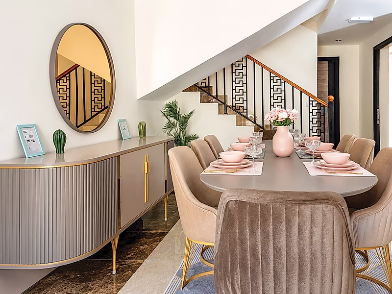 Exquisite 5BR Compound Villa with Modern Elegance - Photo 4