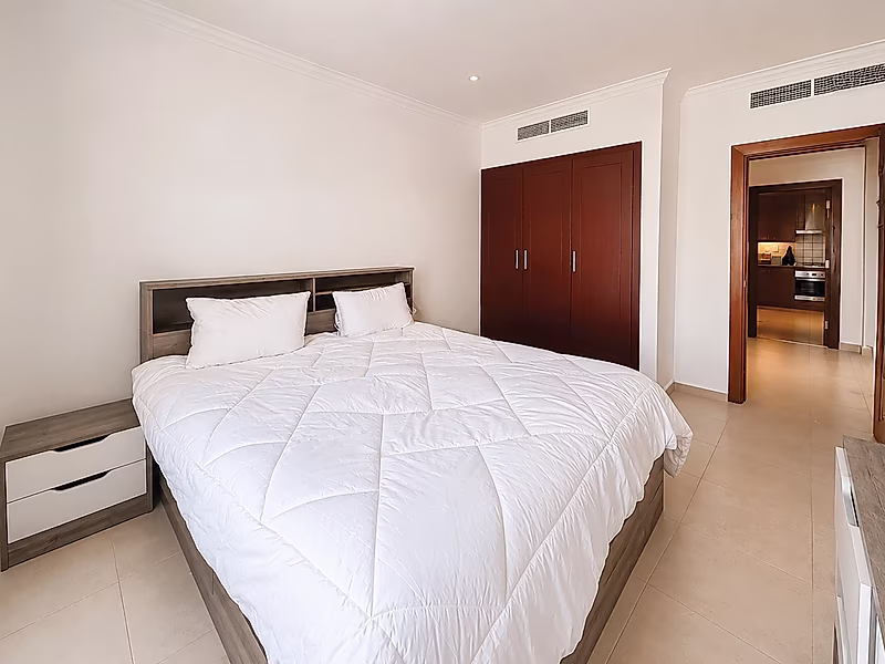 1 Bedroom in Porto Arabia | Direct Full Marina Views - Tittle Deed Ready - Photo 4