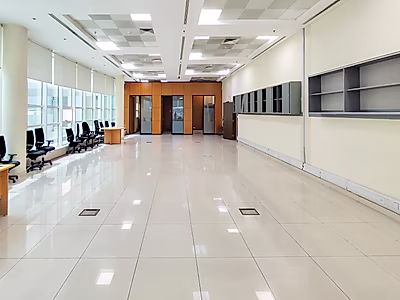 للإيجار مبنى تجاري مفروش بالكامل