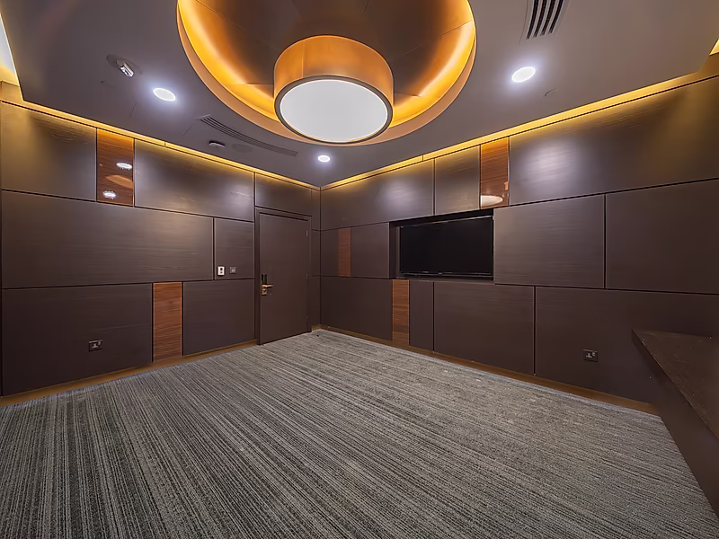 PRIVATE OFFICE IN 5-STAR HOTEL BUSINESS CENTRE - Photo 8