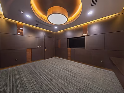 PRIVATE OFFICE IN 5-STAR HOTEL BUSINESS CENTRE