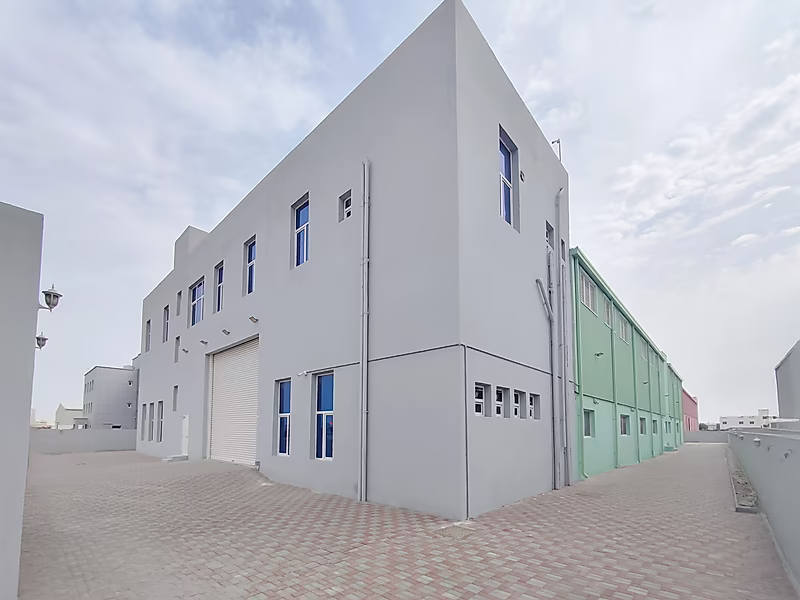 Brand New Plastic Factory for Sale, New Industrial - Photo 2