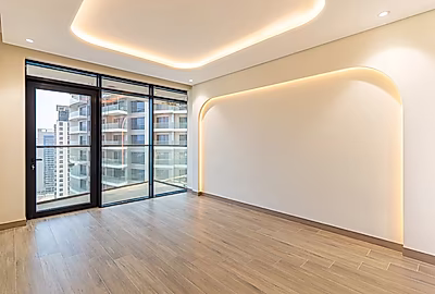 CONTEMPORARY 2-BEDS WITH BILLS | WATERFRONT