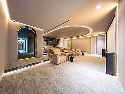 CONTEMPORARY 2-BEDS WITH BILLS | WATERFRONT