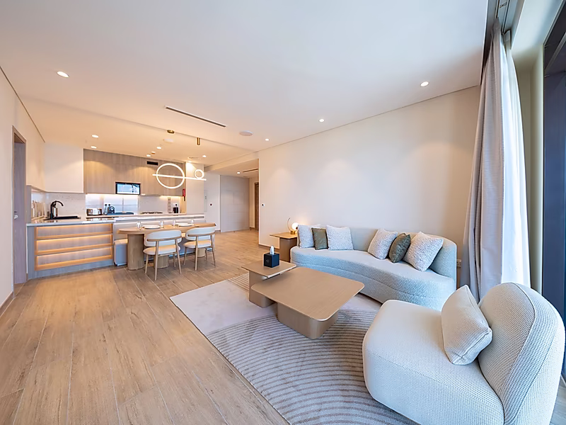 LUXURY 2BR SEA VIEW | PRIME WATERFRONT LOCATION | UNBEATABLE DEAL WITH EASY PAYMENT PLAN - Photo 2