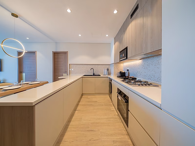 LUXURY 2BR SEA VIEW | PRIME WATERFRONT LOCATION | UNBEATABLE DEAL WITH EASY PAYMENT PLAN - Photo 8
