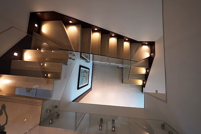 Premium Branded Residence in The Pearl | High Appreciation & Luxury Waterfront Living - Photo 4