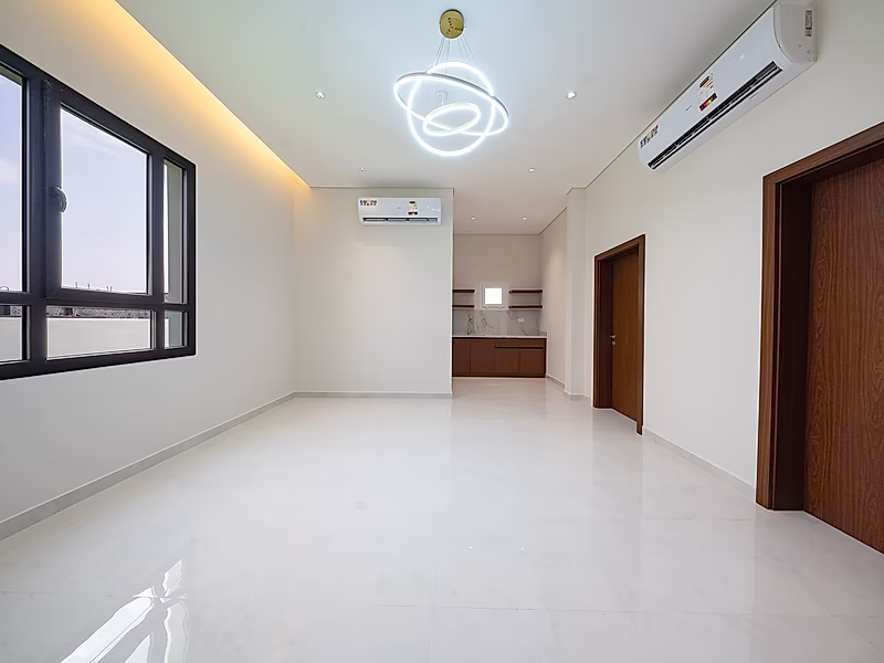 Luxury Modern Villa Ready for Immediate Occupancy for Sale in Muraikh – Prime Location on a Main Road - Photo 23
