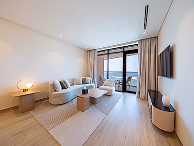 BILLS IN! EXCLUSIVE 2-BR APARTMENT | WATERFRONT