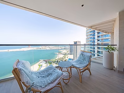 BILLS IN! EXCLUSIVE 2-BR APARTMENT | WATERFRONT