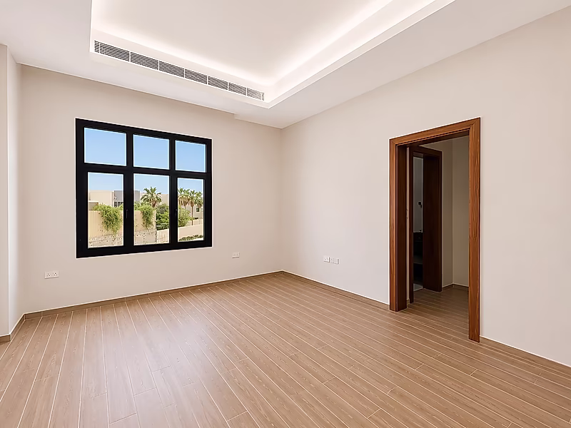 LUSAIL 5BR VILLA WITH POOL & ELEVATOR FOR SALE - Photo 7