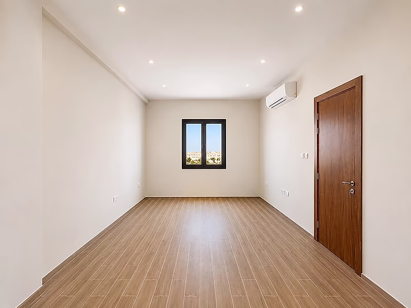 LUSAIL 5BR VILLA WITH POOL & ELEVATOR FOR SALE - Photo 14