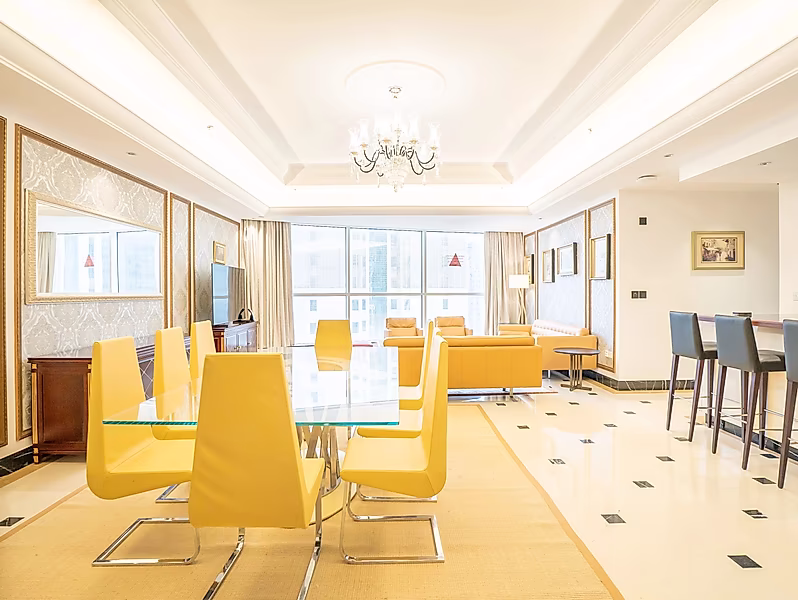 Spacious Living | Modern Luxury Lifestyle - Photo 3